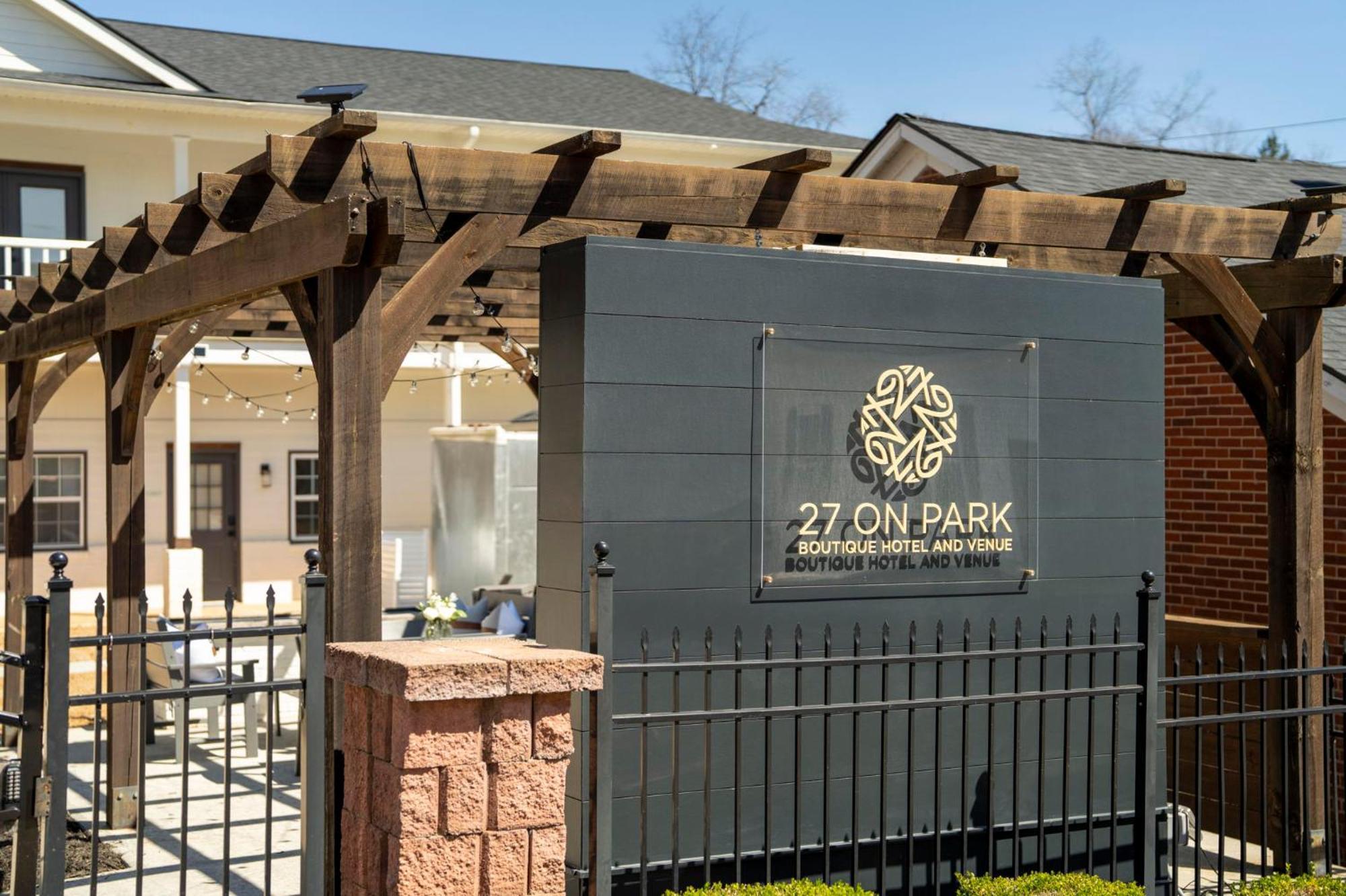 27 On Park Boutique Hotel & Venue Dahlonega Exteriér fotografie